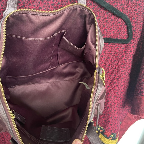 Coach Signature print Satchel shoulder Purse like new Wine Burgundy Purple color - Picture 5 of 10